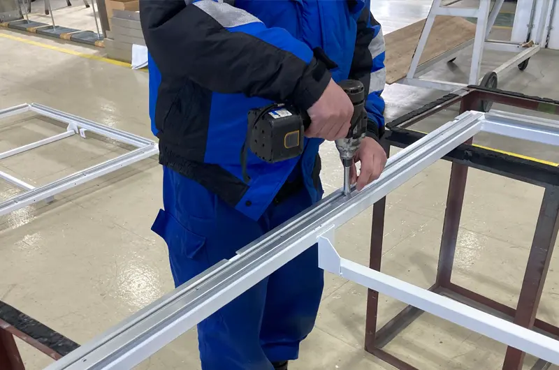 シートクランプ取付の様子1