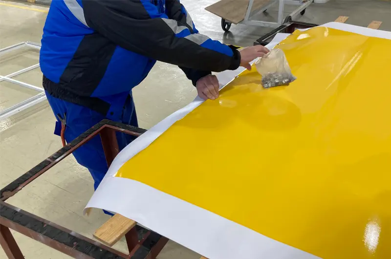 シート展張作業3