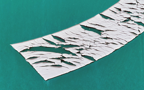 マーキングフィルム・カッティングシートのトラブル（ひび割れ）