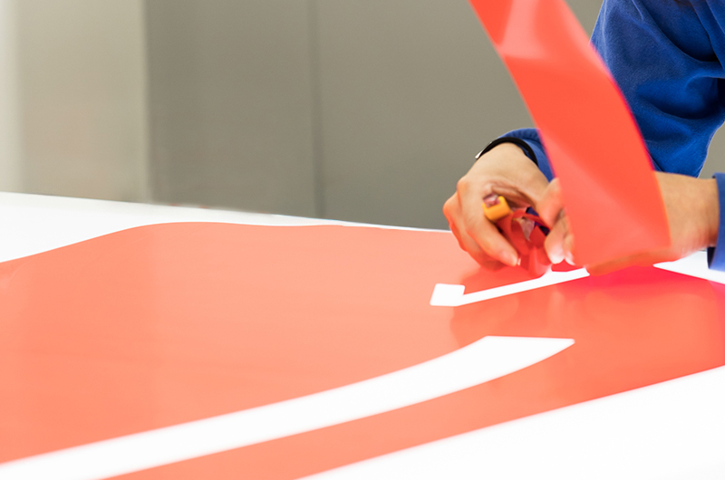 マーキングフィルム・カッティングシートの看板製作